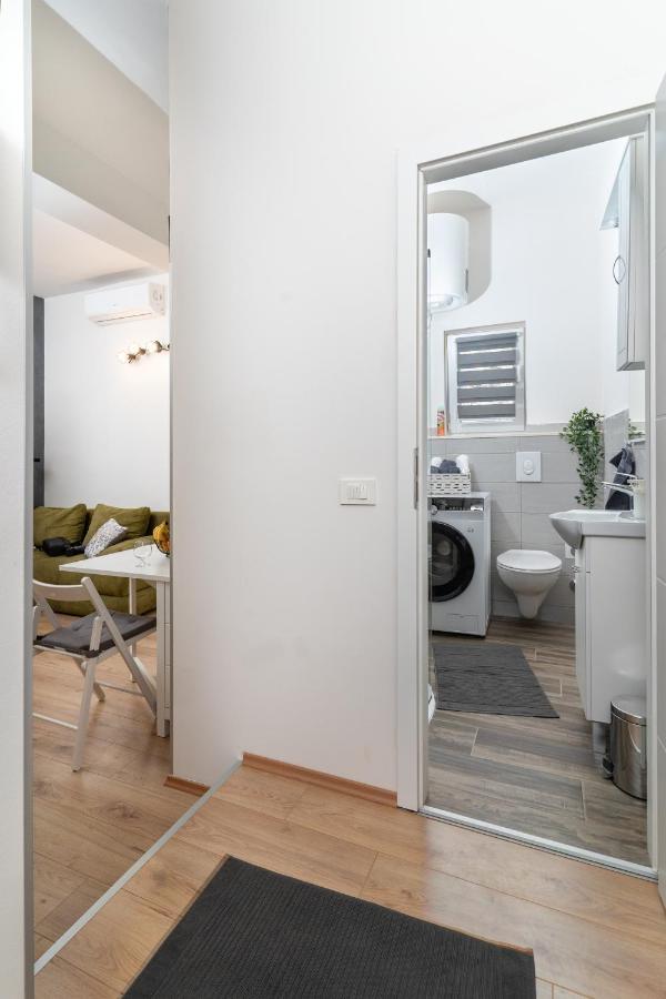 רייקה Stunning Apartment In Quiet Street Near Center With Free Parking 4 Floor מראה חיצוני תמונה